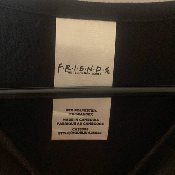 WB FRIENDS - Girls Long Sleeve - Black with Print - Size US Youth 8 - Picture 2 of 5